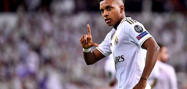 ريال مدريد يحسم موقفه: لا عروض رسمية لرودريغو حتى الآن